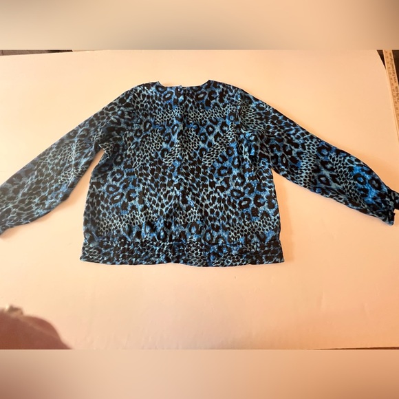 LINDSEY BLAKE ROUND NECK BLOUSE. BRITE BLUES AND BLACK. SIZE 12 - Picture 7 of 9